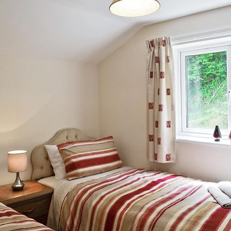 Вилла Thornhill Whitchurch  Экстерьер фото